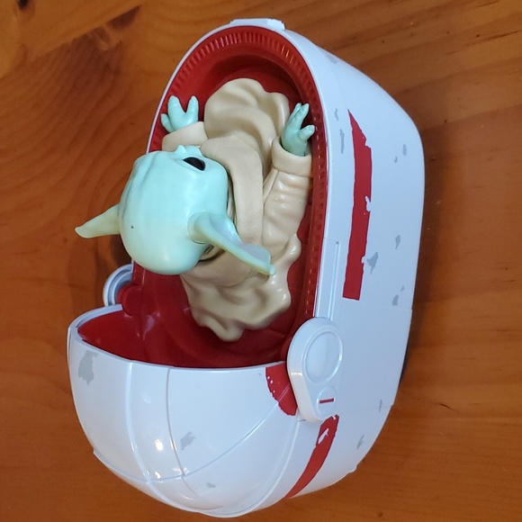 Star Wars Mandalorian Baby Yoda 9" Grogu & Hover Pram Radio Remote Control Vehic - Picture 5 of 6